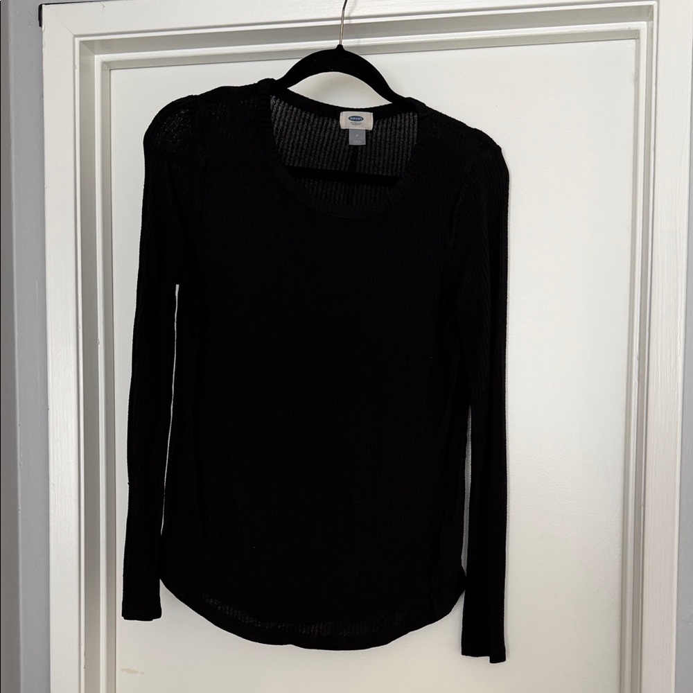 Old Navy Black Long Sleeve Tee